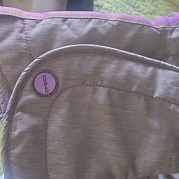 Crocs rain boot size 8 - Picture 2 of 10